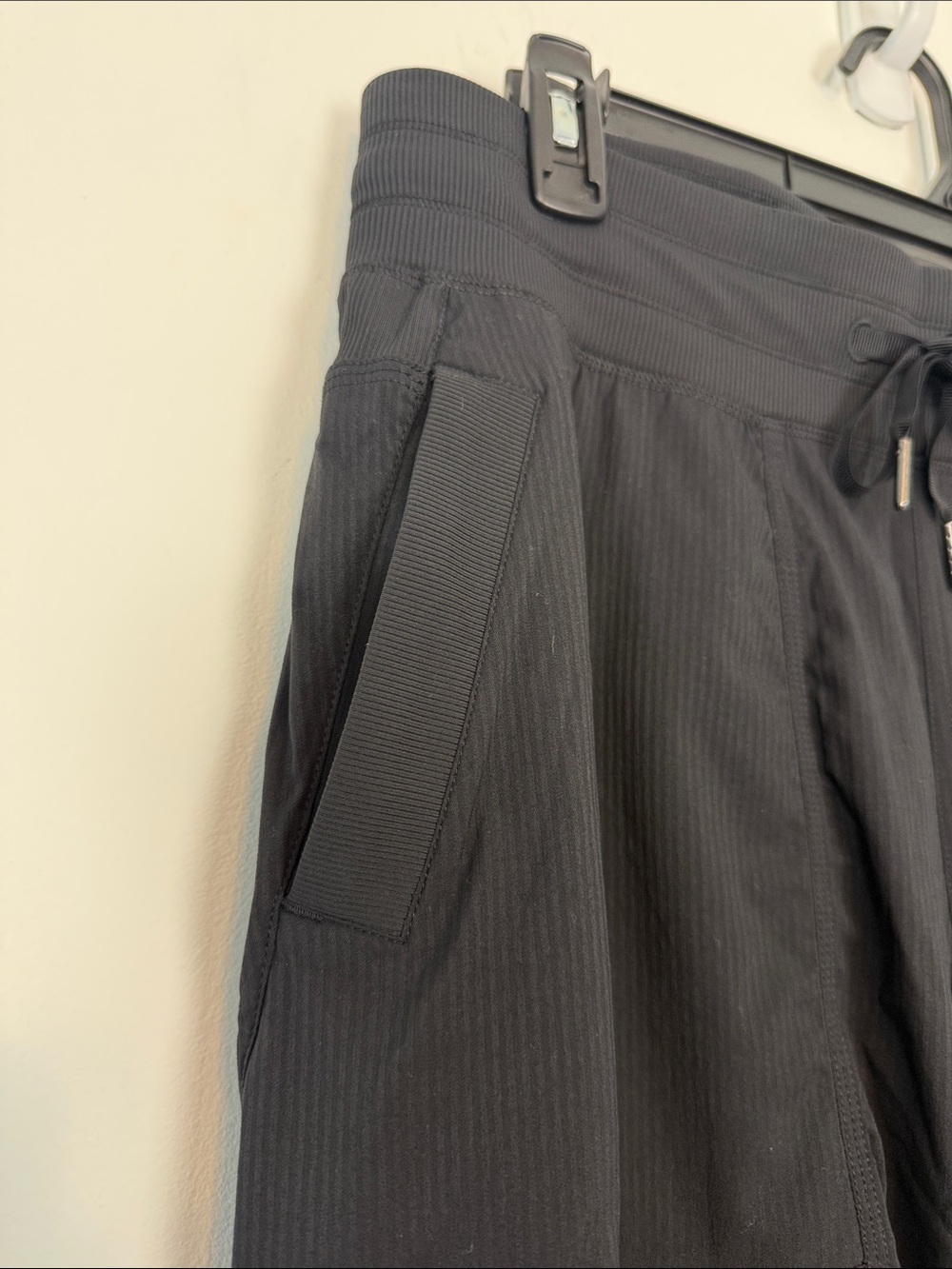 Lululemon Black Dance Studio Mid Rise Pull On Pants. Size 12. Short. NWT - Picture 9 of 14